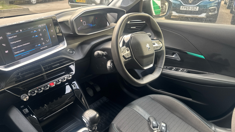 Peugeot 208 1.2 PureTech 100 Allure Premium 5dr Petrol Hatchback